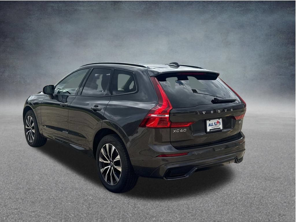 Certified 2025 Volvo XC60 B5 Plus AWD/4WD image 7