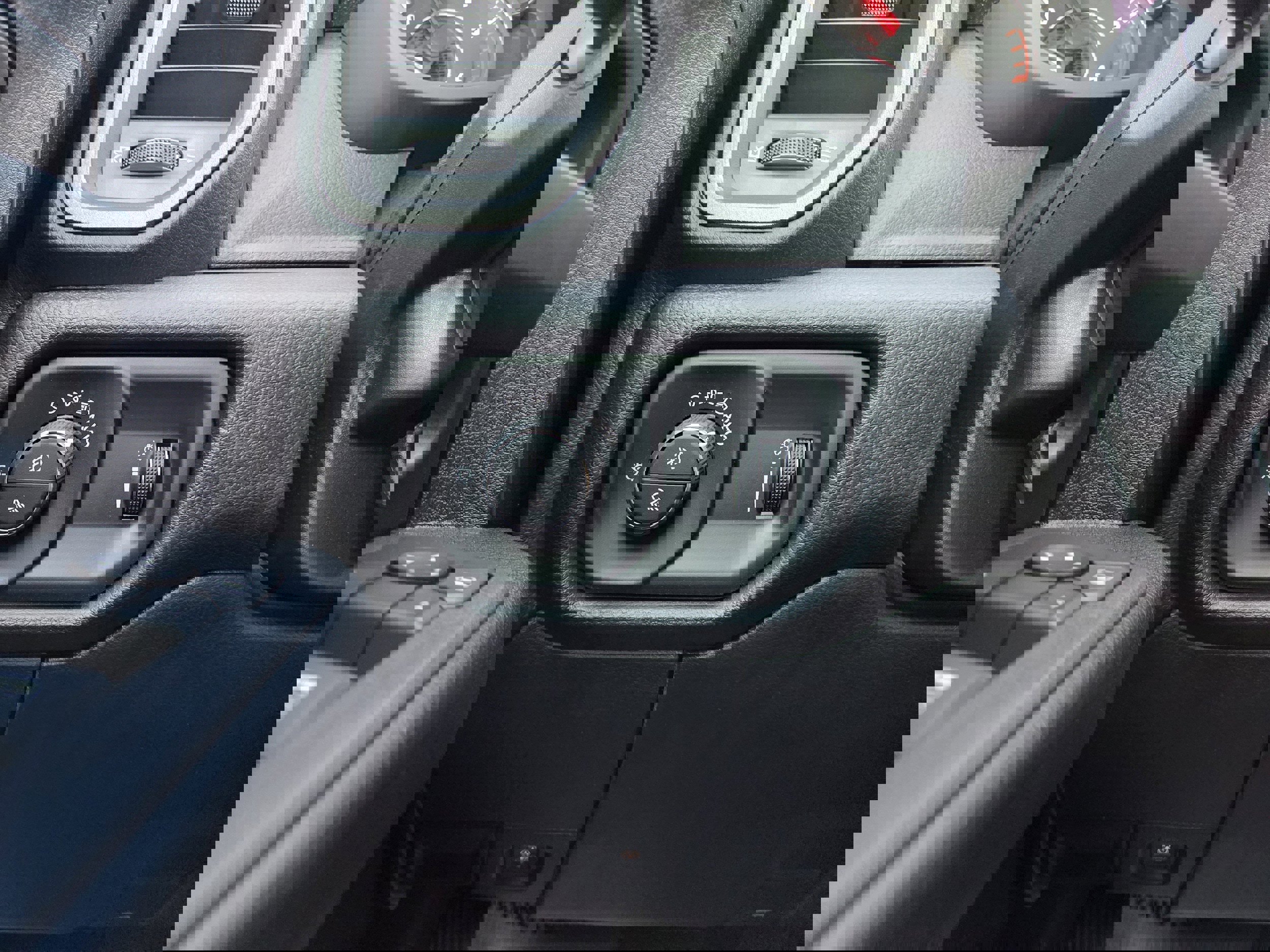 New 2025 RAM 2500 Tradesman image 35