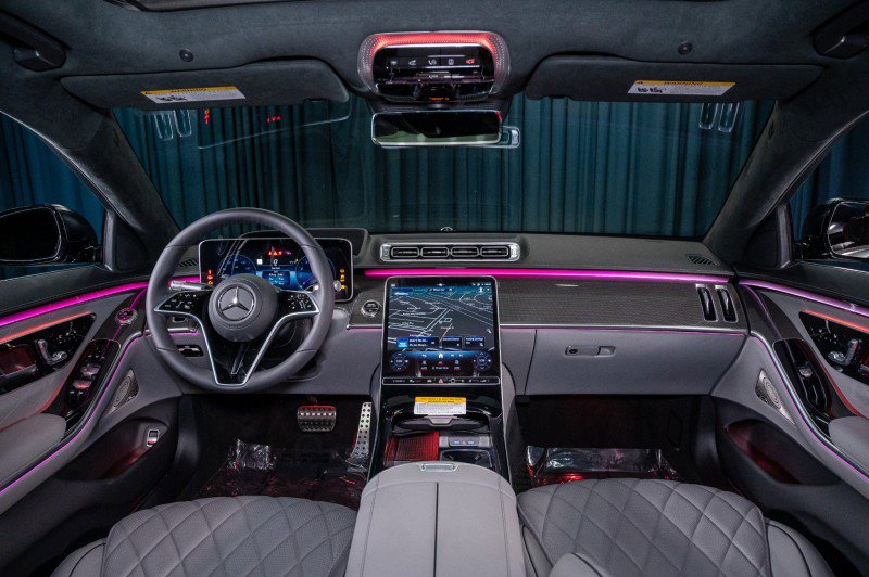 New 2026 Mercedes-Benz S 580 4MATIC Sedan image 13