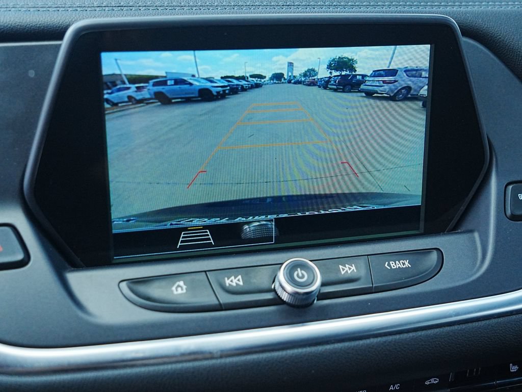 Used 2021 Chevrolet Blazer LT FWD image 15