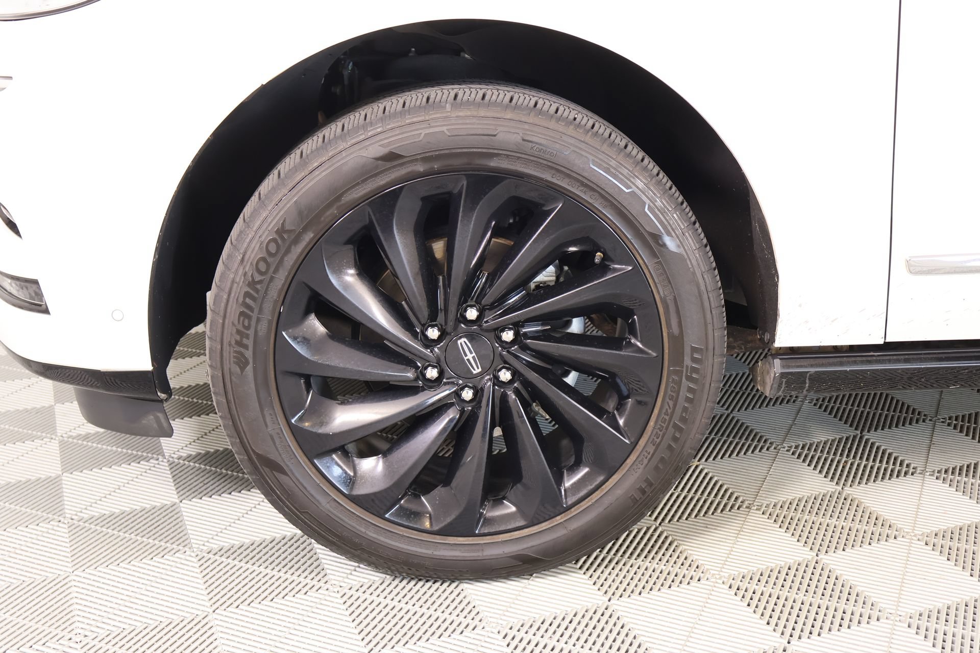 Used 2020 Lincoln Navigator Reserve w/ Equipment Group 208A Reserve AWD/4WD image 20