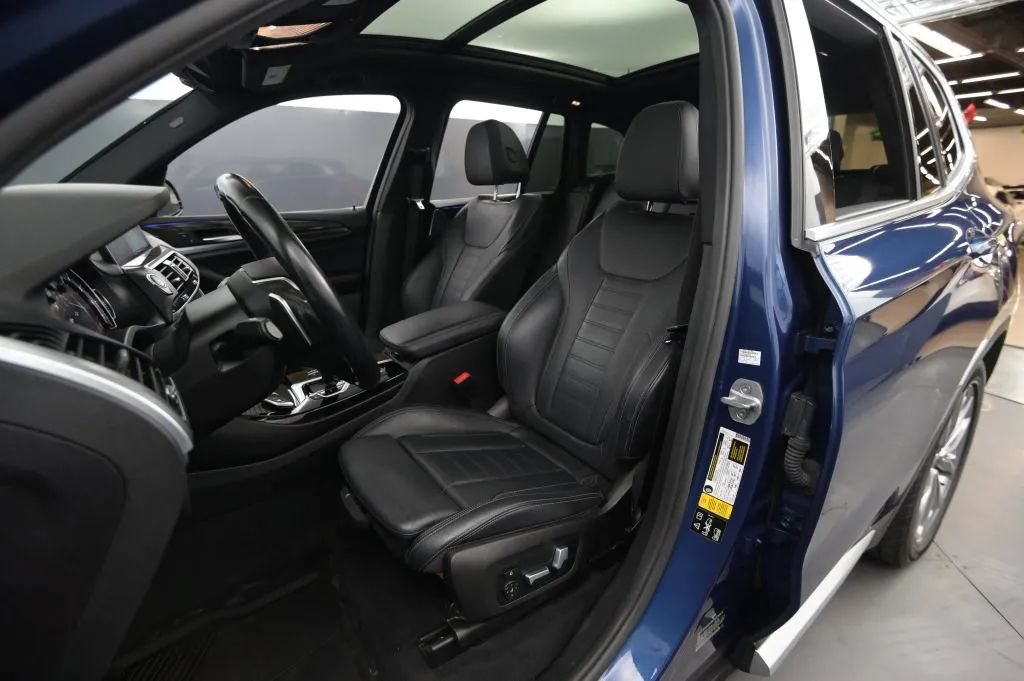 Used 2018 BMW X3 xDrive30i AWD/4WD image 40