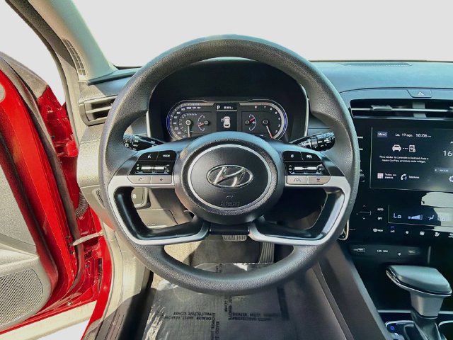 Used 2024 Hyundai Tucson SEL FWD image 11