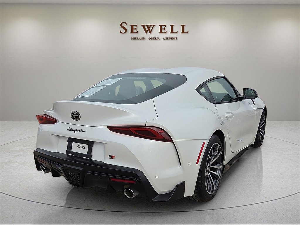 Used 2022 Toyota Supra w/ Safety & Technology Package image 4