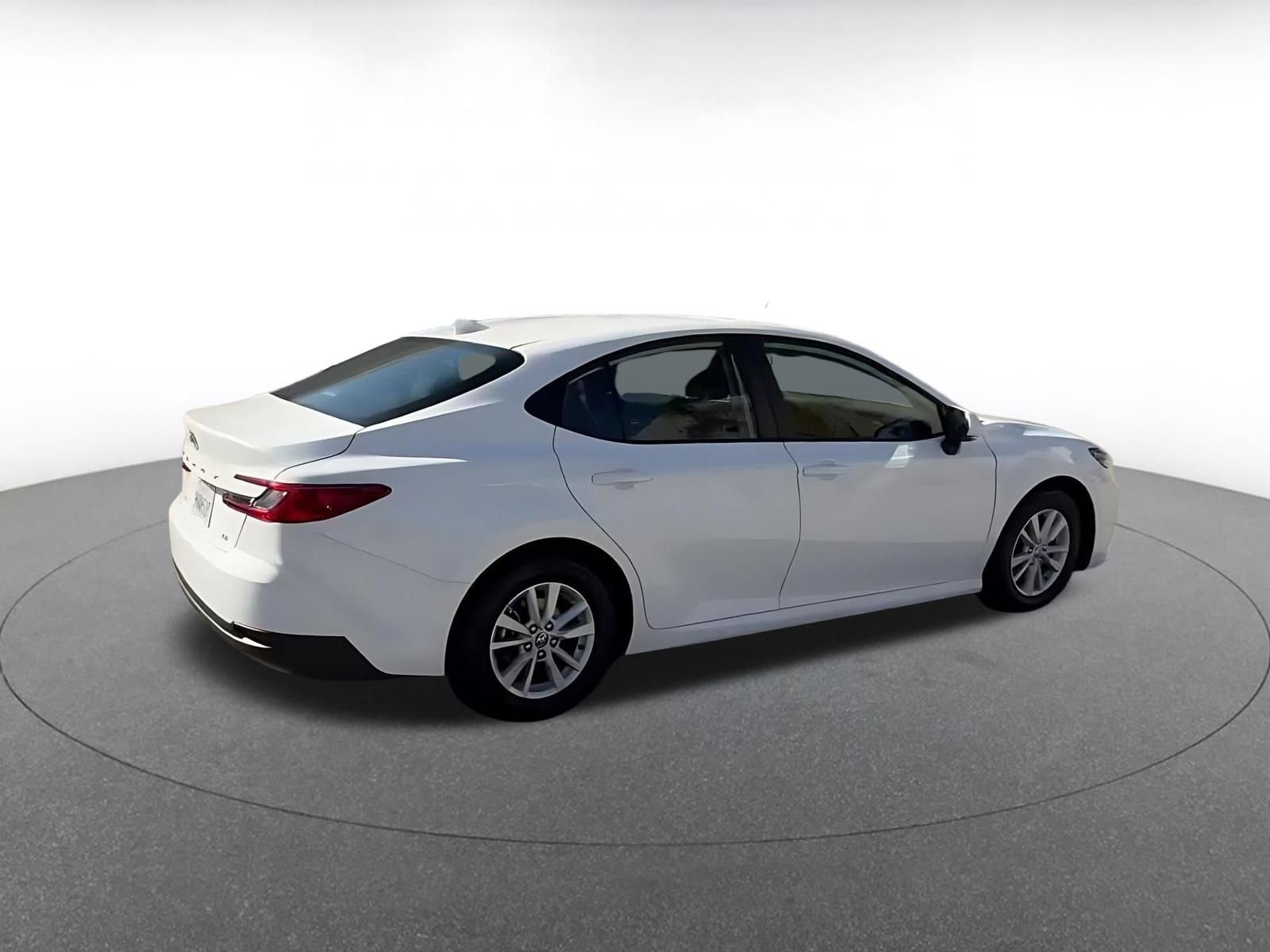 Used 2025 Toyota Camry LE FWD image 12