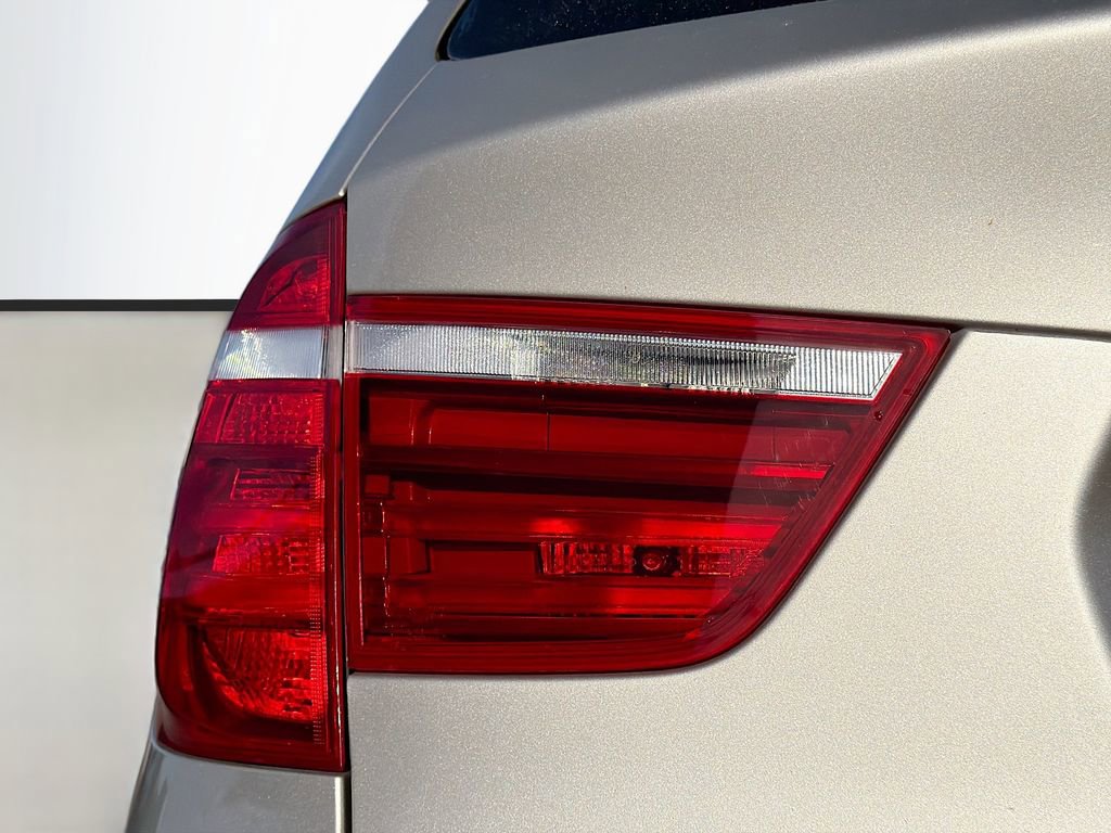 Used 2016 BMW X3 xDrive28i image 10