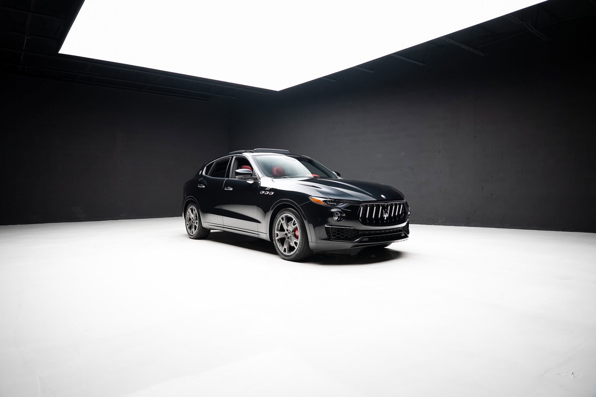 Used 2022 Maserati Levante GT AWD/4WD image 91