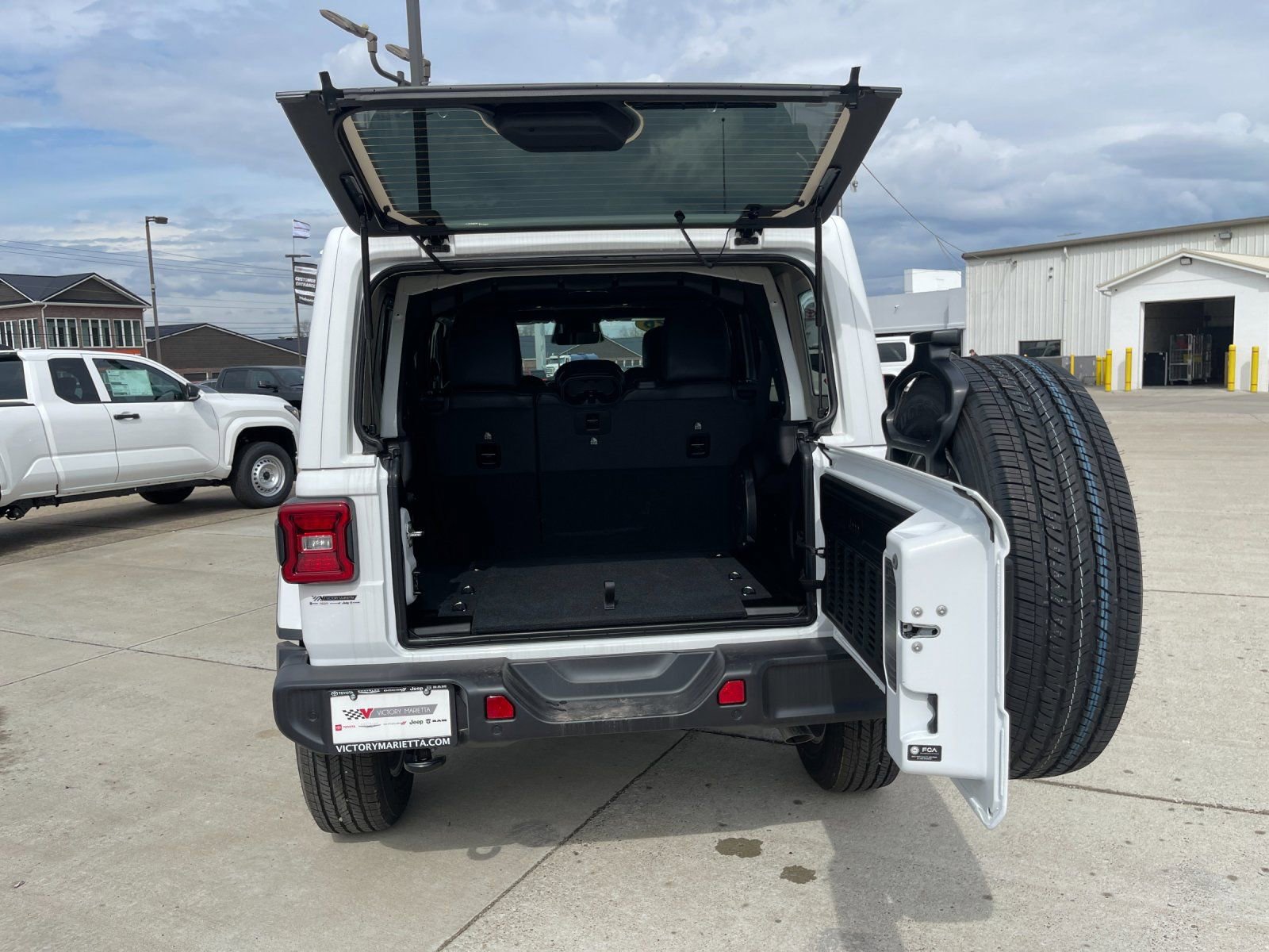 New 2026 Jeep Wrangler Sahara image 17