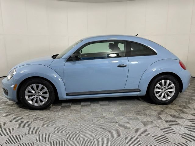 Used 2015 Volkswagen Beetle 1.8T FWD image 3