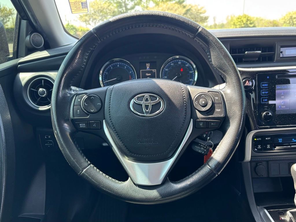 Used 2019 Toyota Corolla SE FWD image 21