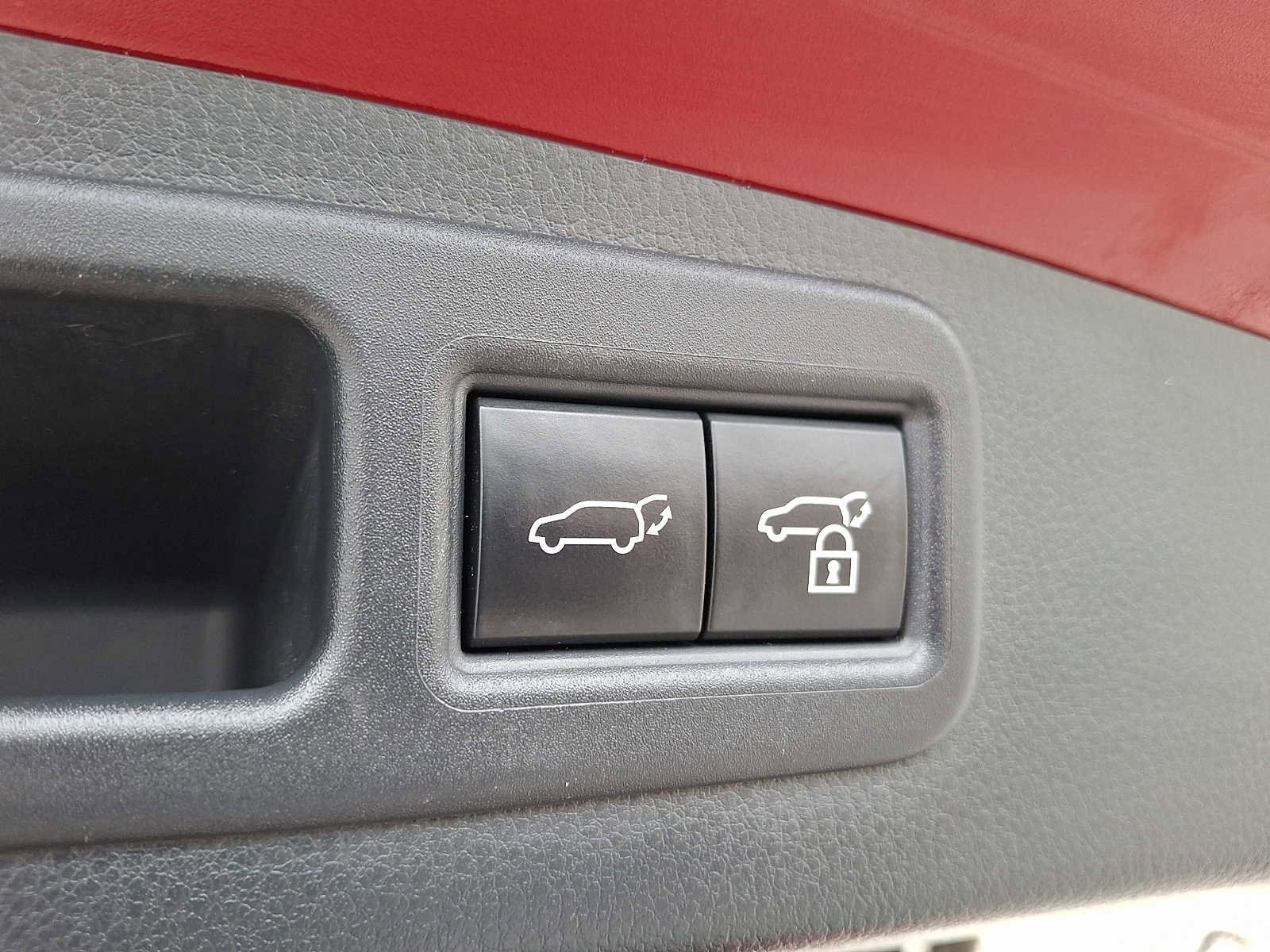 Used 2024 Lexus RX 350 Premium w/ Accessory Package (Z1) image 28