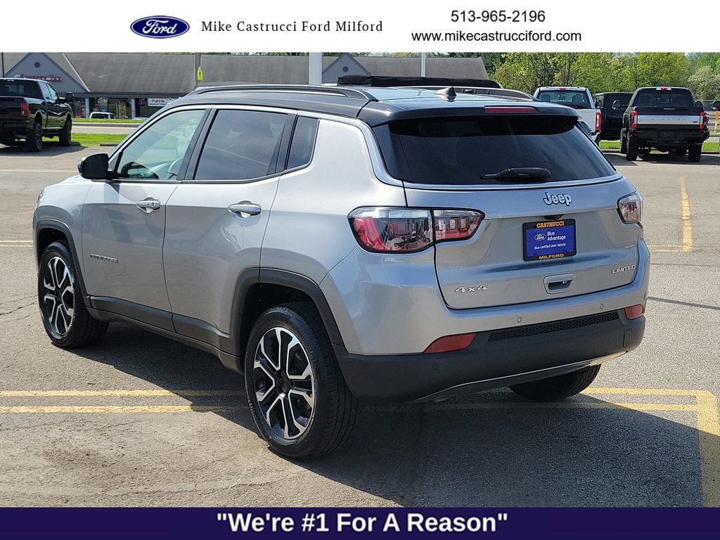 Used 2024 Jeep Compass Limited AWD/4WD image 3
