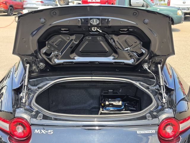 Certified 2025 MAZDA MX-5 Miata RF Grand Touring RWD image 6