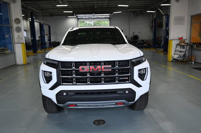 New 2026 GMC Canyon AT4 w/ Technology Plus Package AWD/4WD image 2