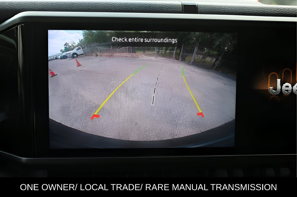 Used 2025 Jeep Wrangler Sport AWD/4WD image 12