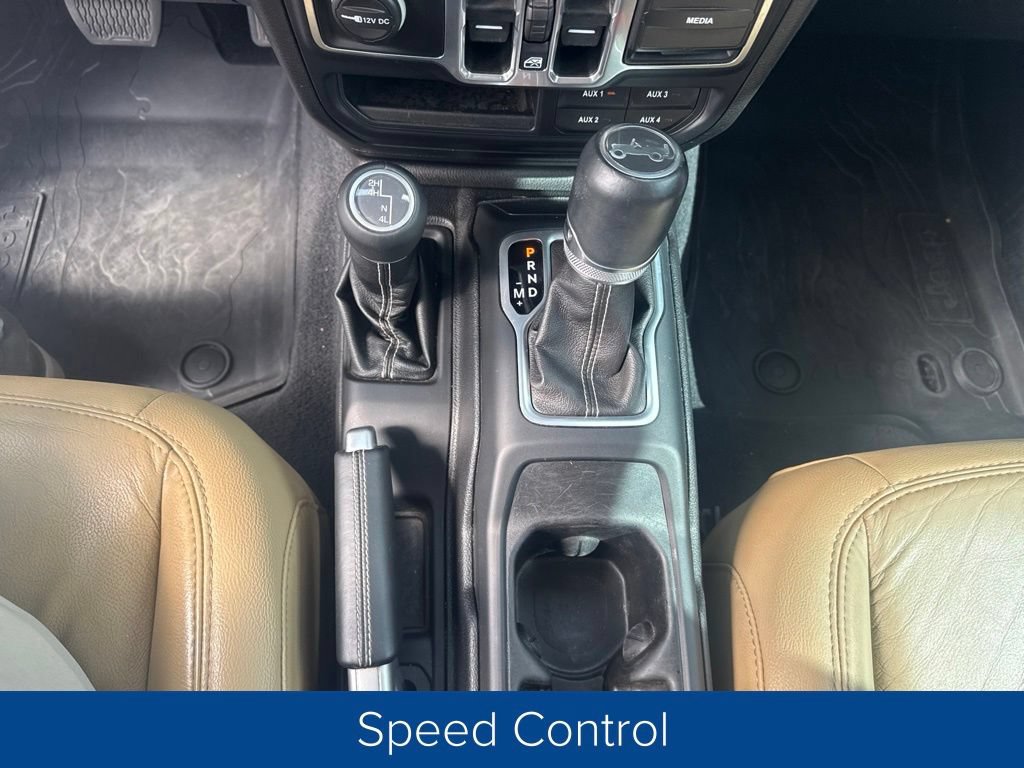 Used 2018 Jeep Wrangler Unlimited Sahara AWD/4WD image 21