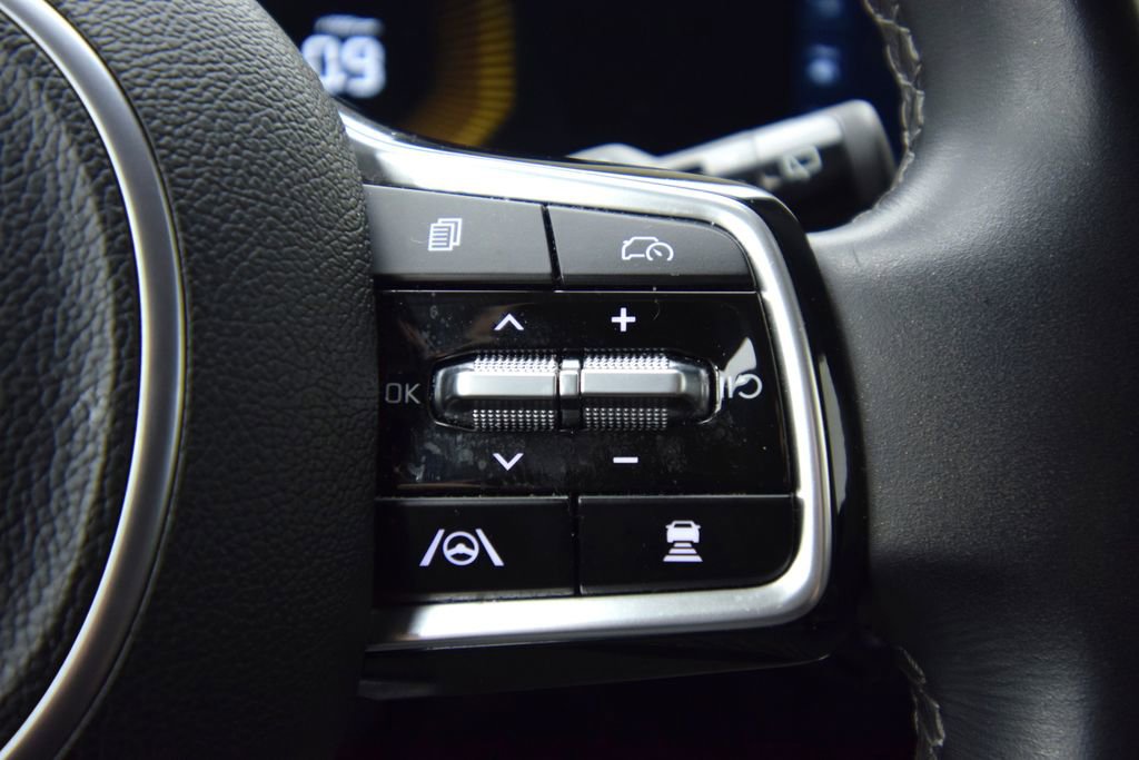 Used 2024 Kia Sorento S image 33