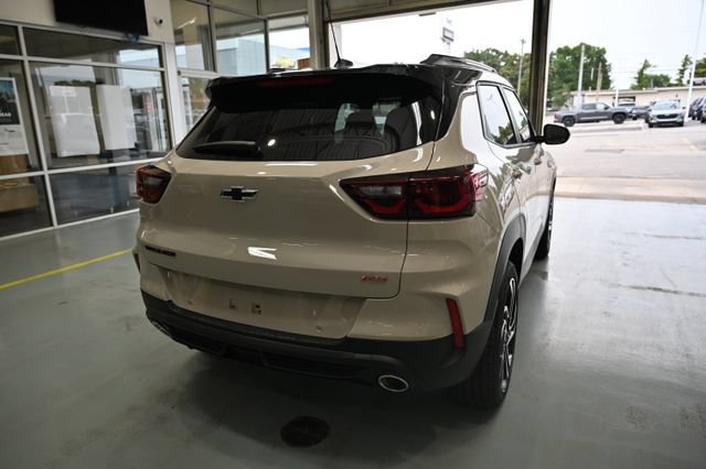 New 2026 Chevrolet TrailBlazer RS w/ Convenience Package FWD image 5