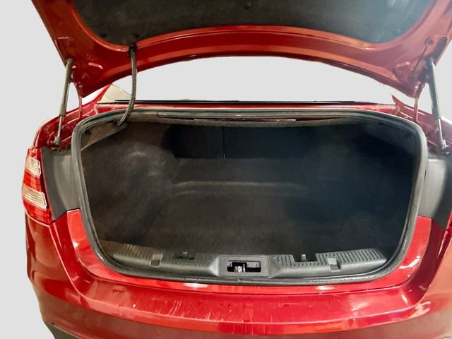 Used 2013 Ford Taurus SEL image 24