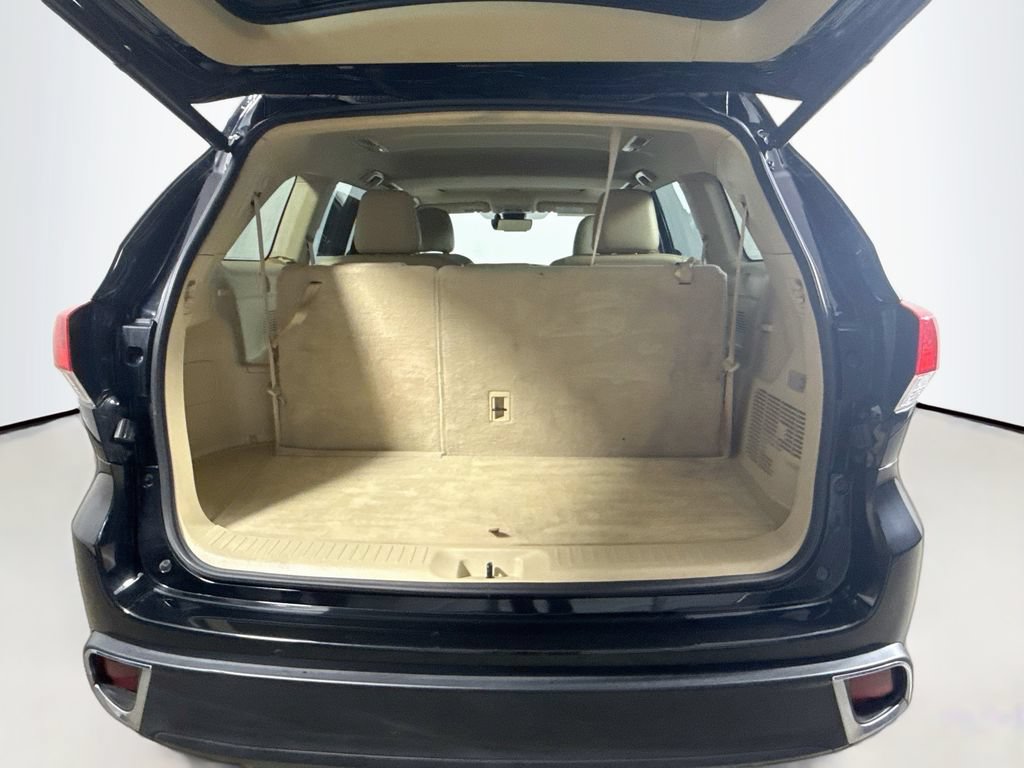 Certified 2019 Toyota Highlander Limited AWD/4WD image 25