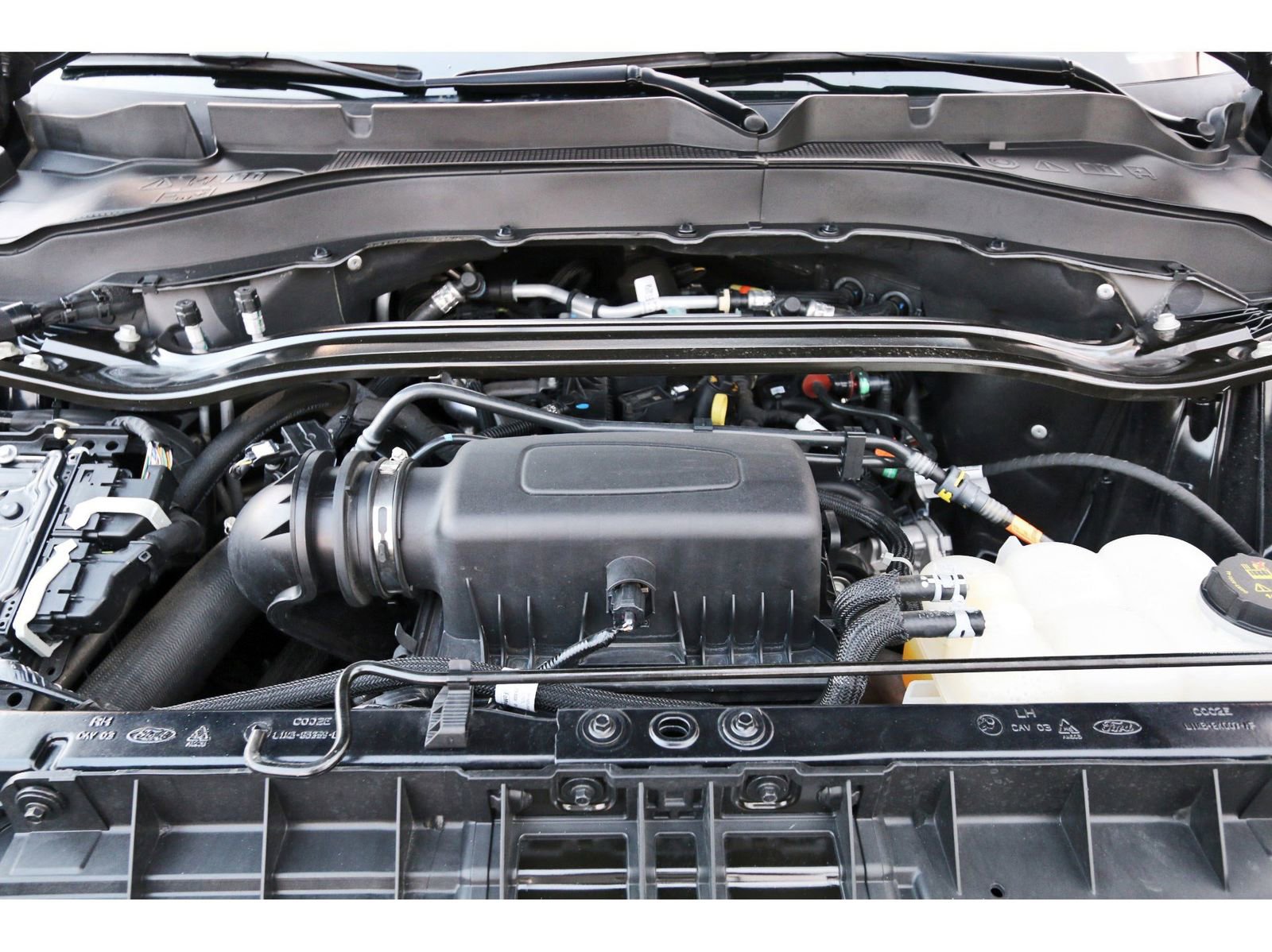 Used 2023 Ford Explorer ST-Line w/ Class IV Trailer Tow Package image 35