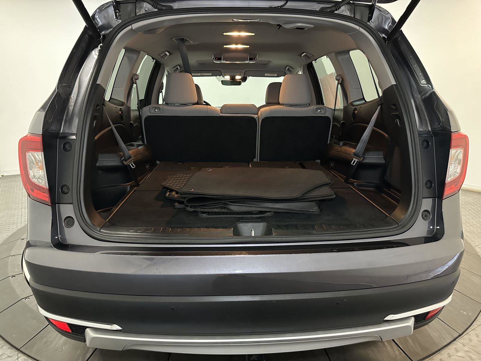 Used 2021 Honda Pilot Touring image 33