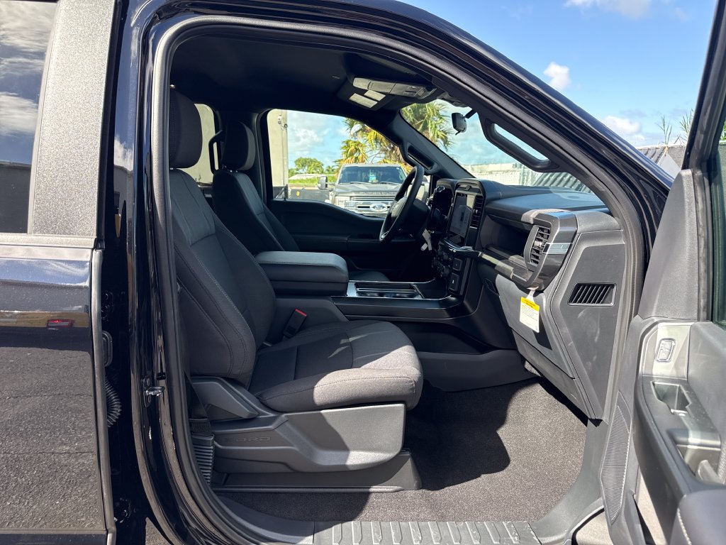 New 2026 Ford F150 STX w/ Equipment Group 200A AWD/4WD image 17