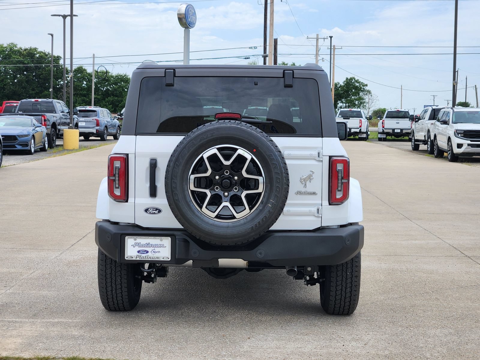 New 2026 Ford Bronco Outer Banks AWD/4WD image 8