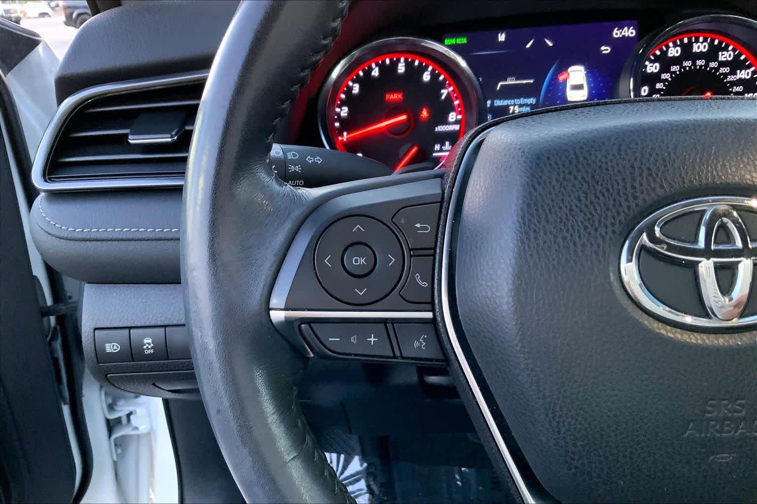 Used 2019 Toyota Camry XSE FWD image 23