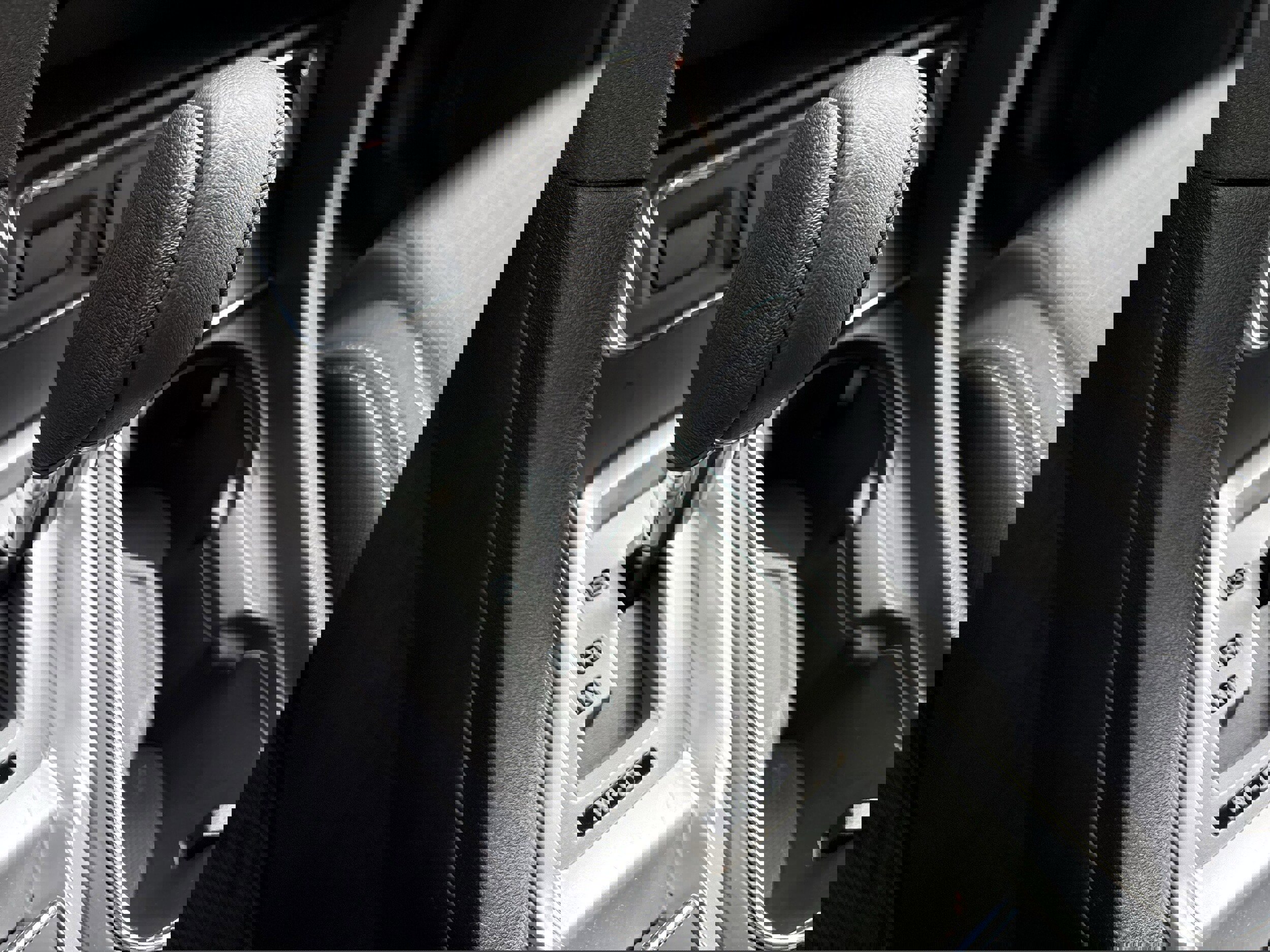 Used 2025 Subaru Ascent Premium image 19