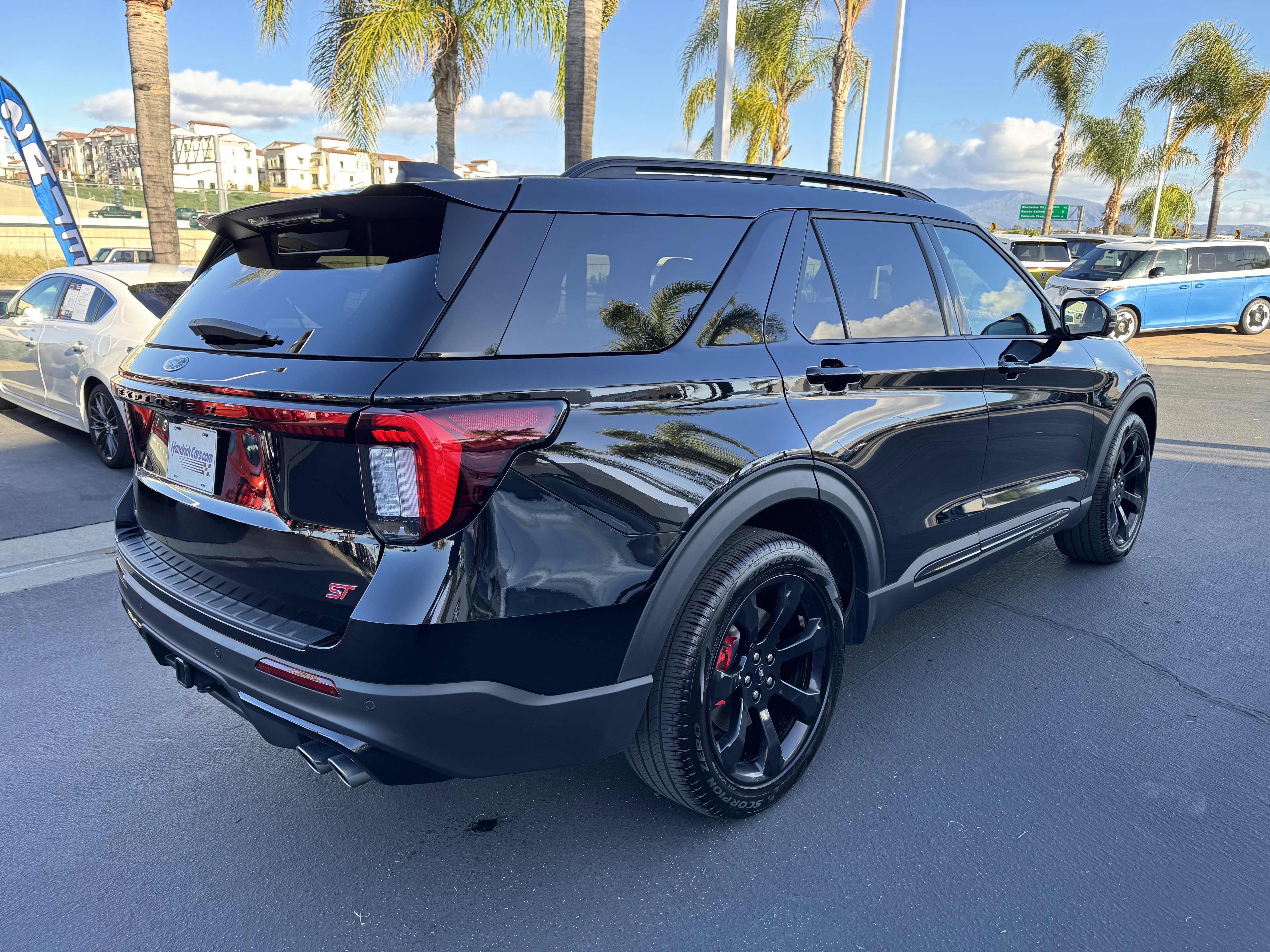 Used 2025 Ford Explorer ST image 10