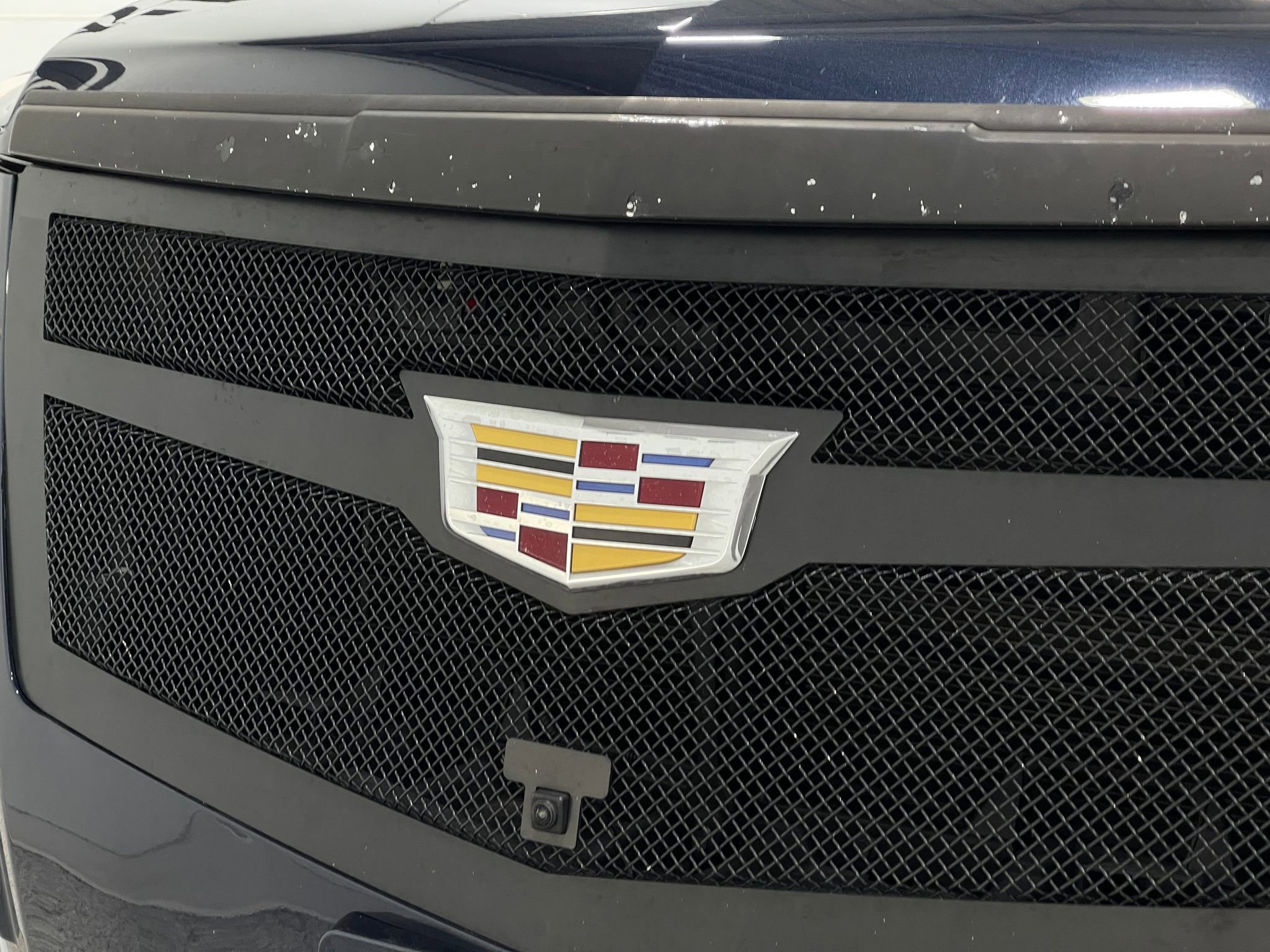 Used 2018 Cadillac Escalade Platinum AWD/4WD image 41