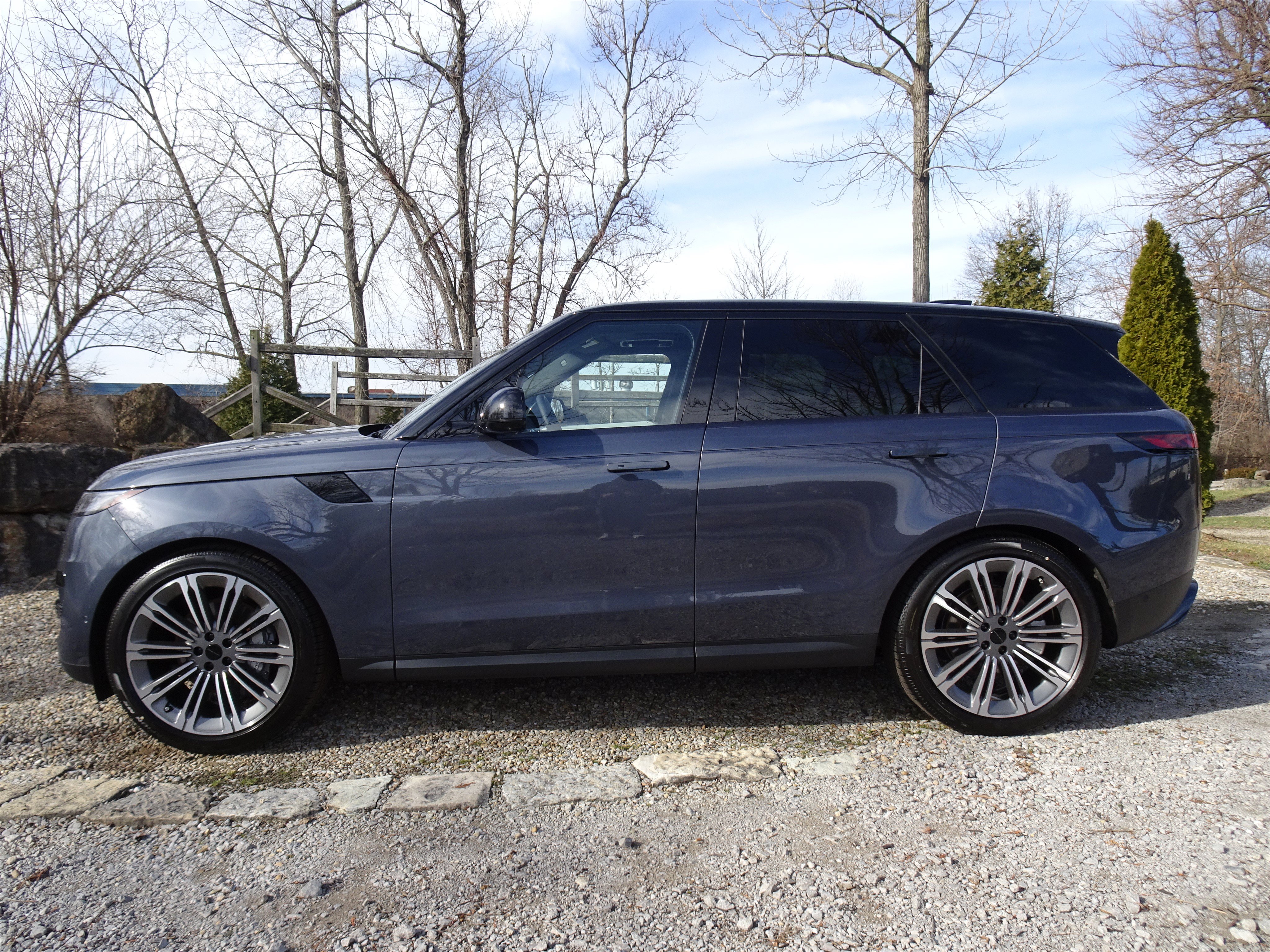 Certified 2026 Land Rover Range Rover Sport SE AWD/4WD image 7
