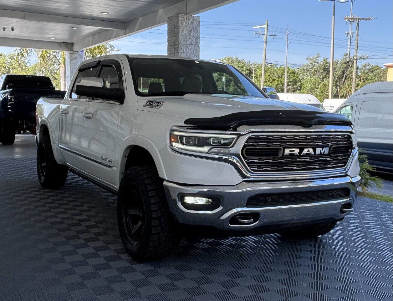 Used 2019 RAM 1500 Limited w/ Advanced Safety Group AWD/4WD image 33