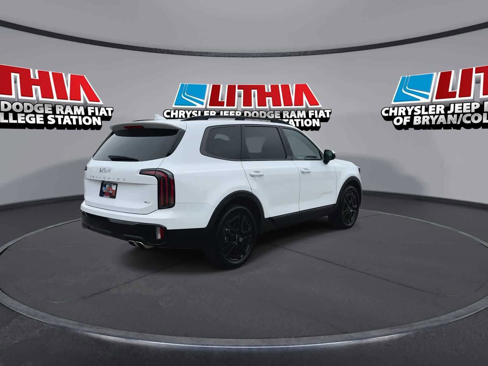 Used 2024 Kia Telluride SX X-Line AWD/4WD image 8