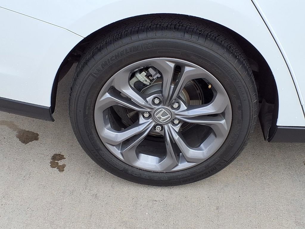 Used 2024 Honda Accord EX image 9