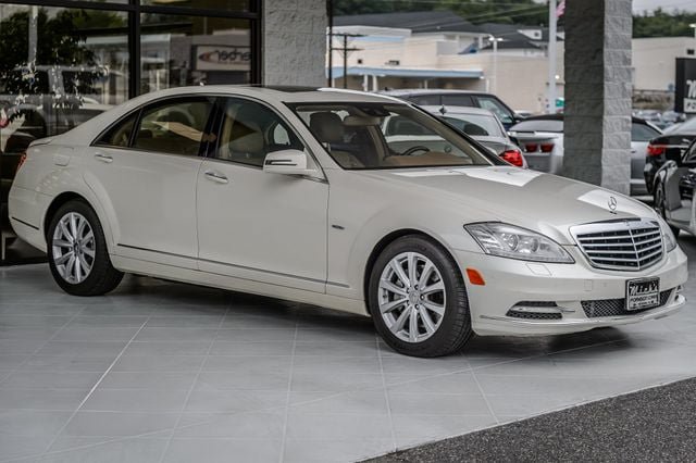 Used 2012 Mercedes-Benz S 350 BlueTEC 4MATIC w/ Premium 2 Pkg image 4