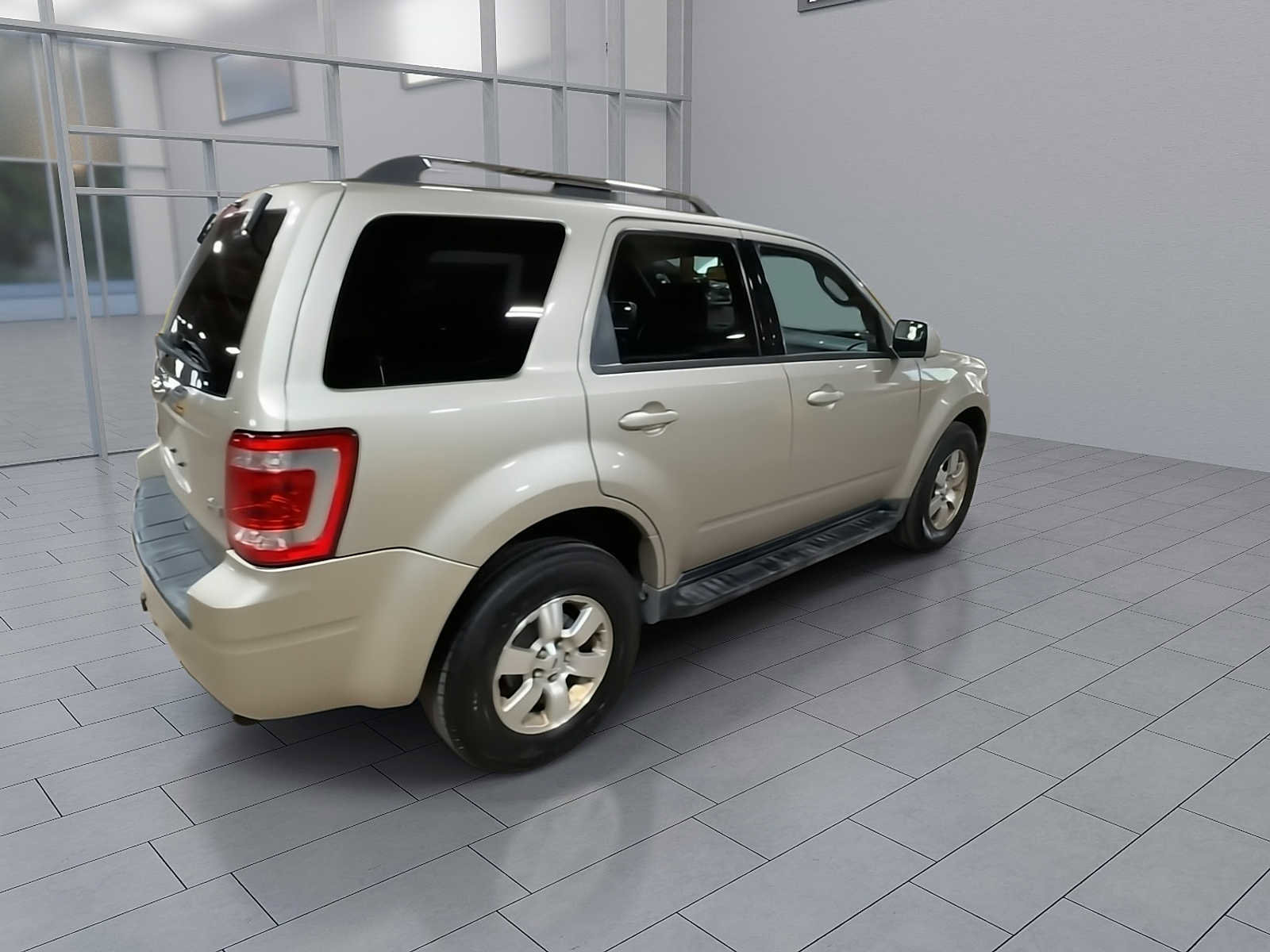 Used 2010 Ford Escape Limited image 8