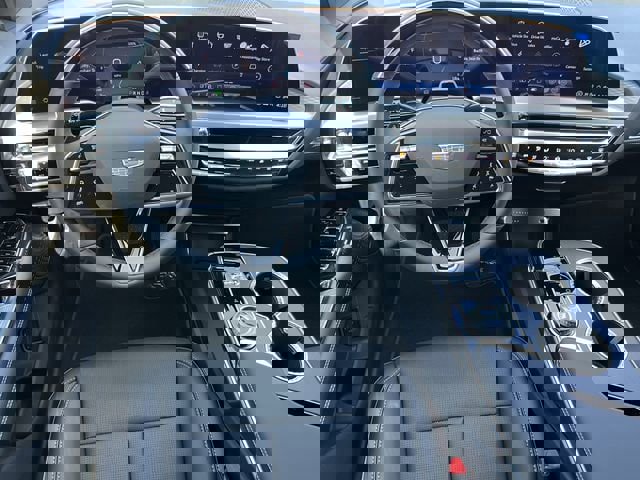 New 2026 Cadillac Lyriq Luxury image 10