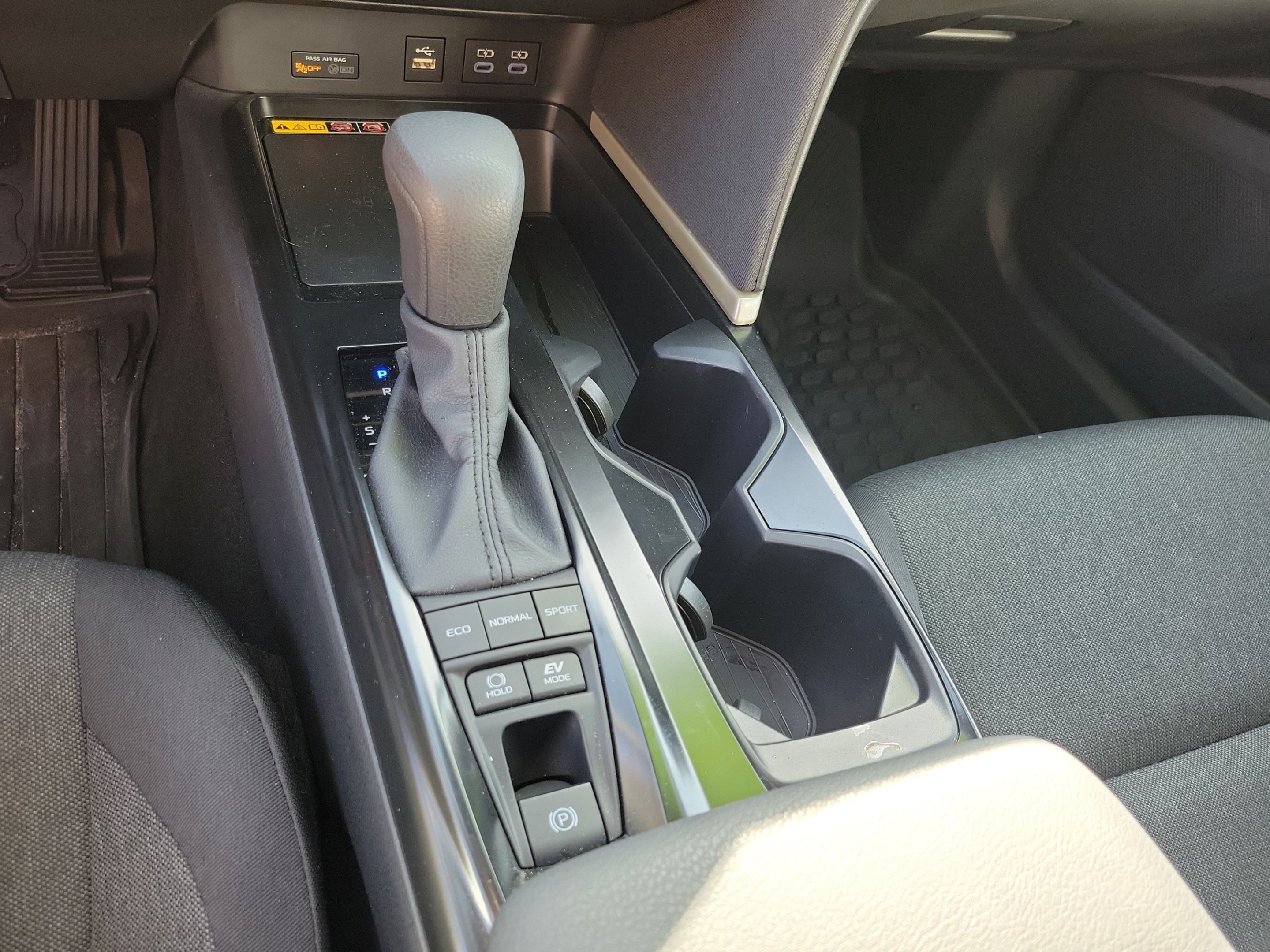 Used 2026 Toyota Camry LE w/ Convenience Package FWD image 20