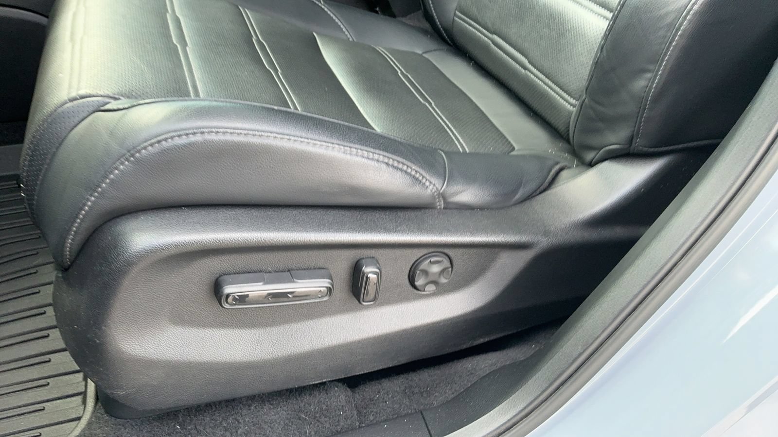 Used 2021 Honda CR-V EX-L image 33