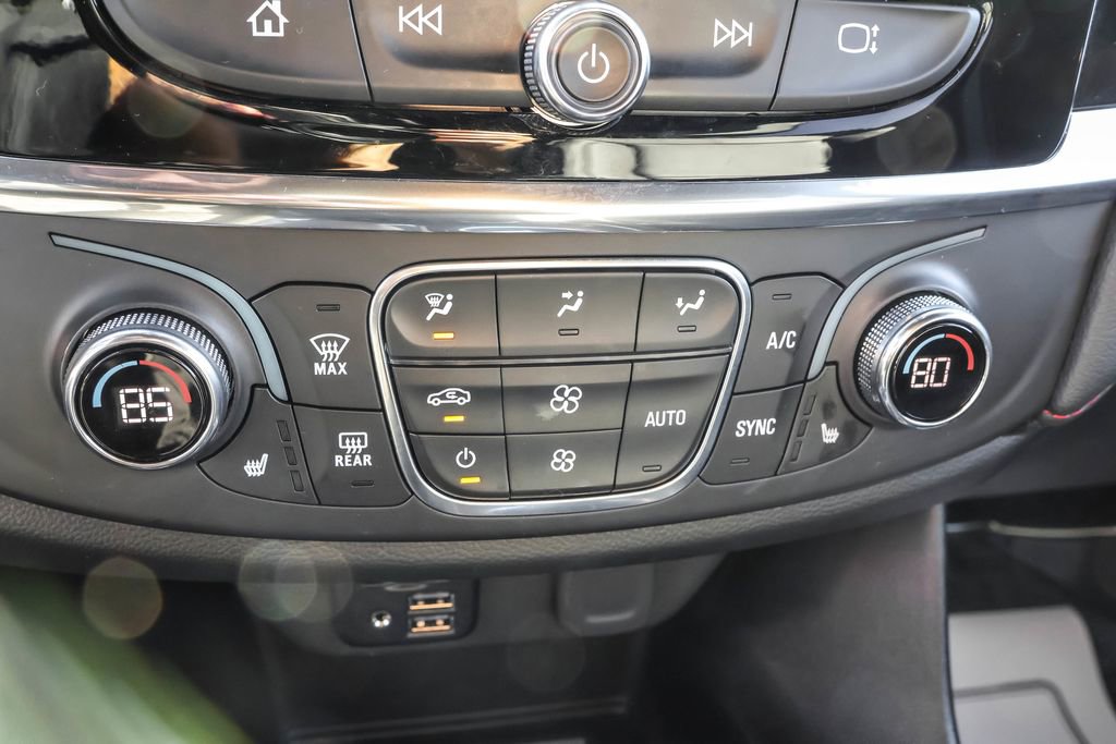 Used 2023 Chevrolet Traverse RS w/ LPO, Floor Liner Package image 24