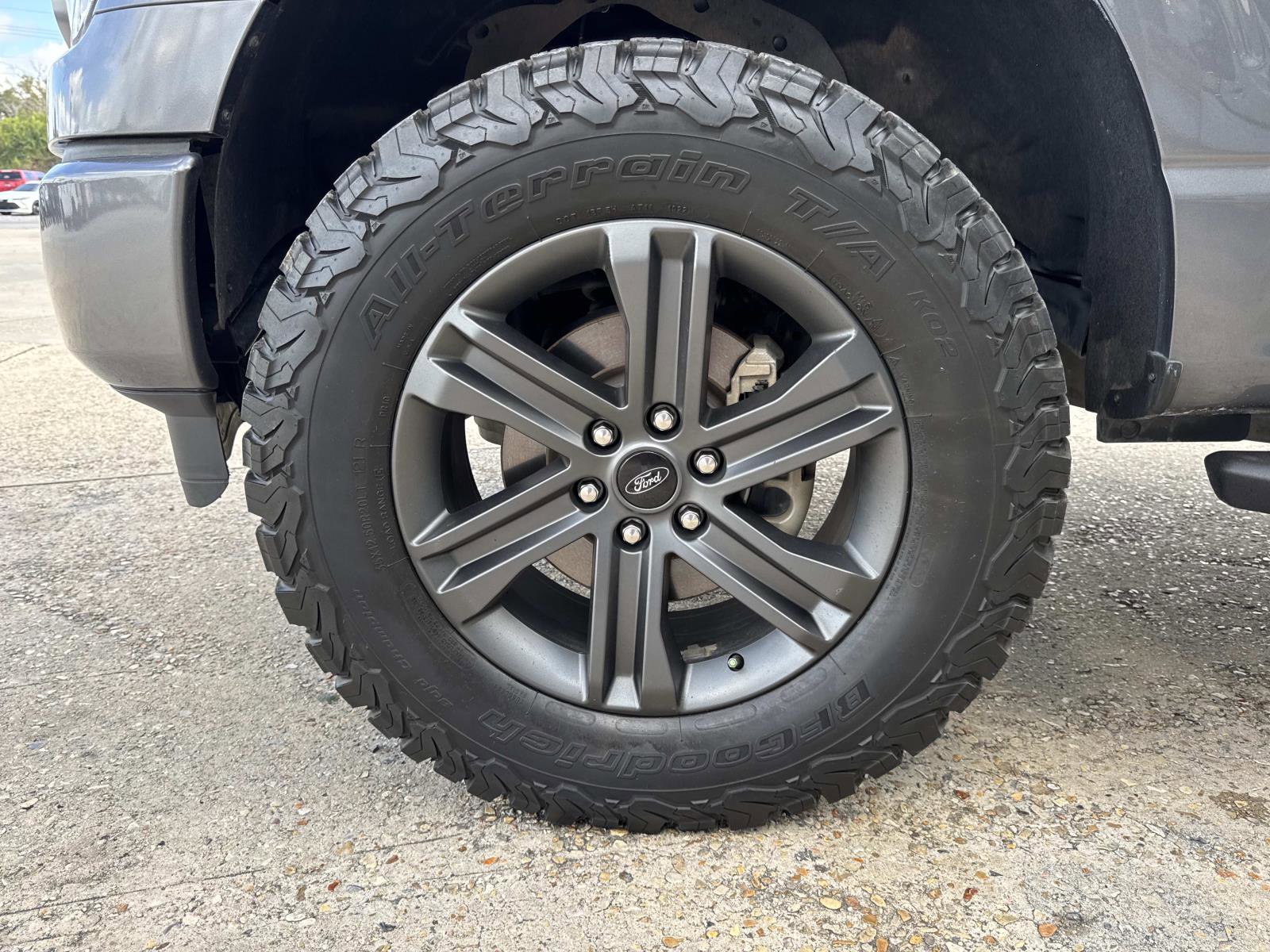 Used 2023 Ford F150 XLT w/ Equipment Group 302A High image 4