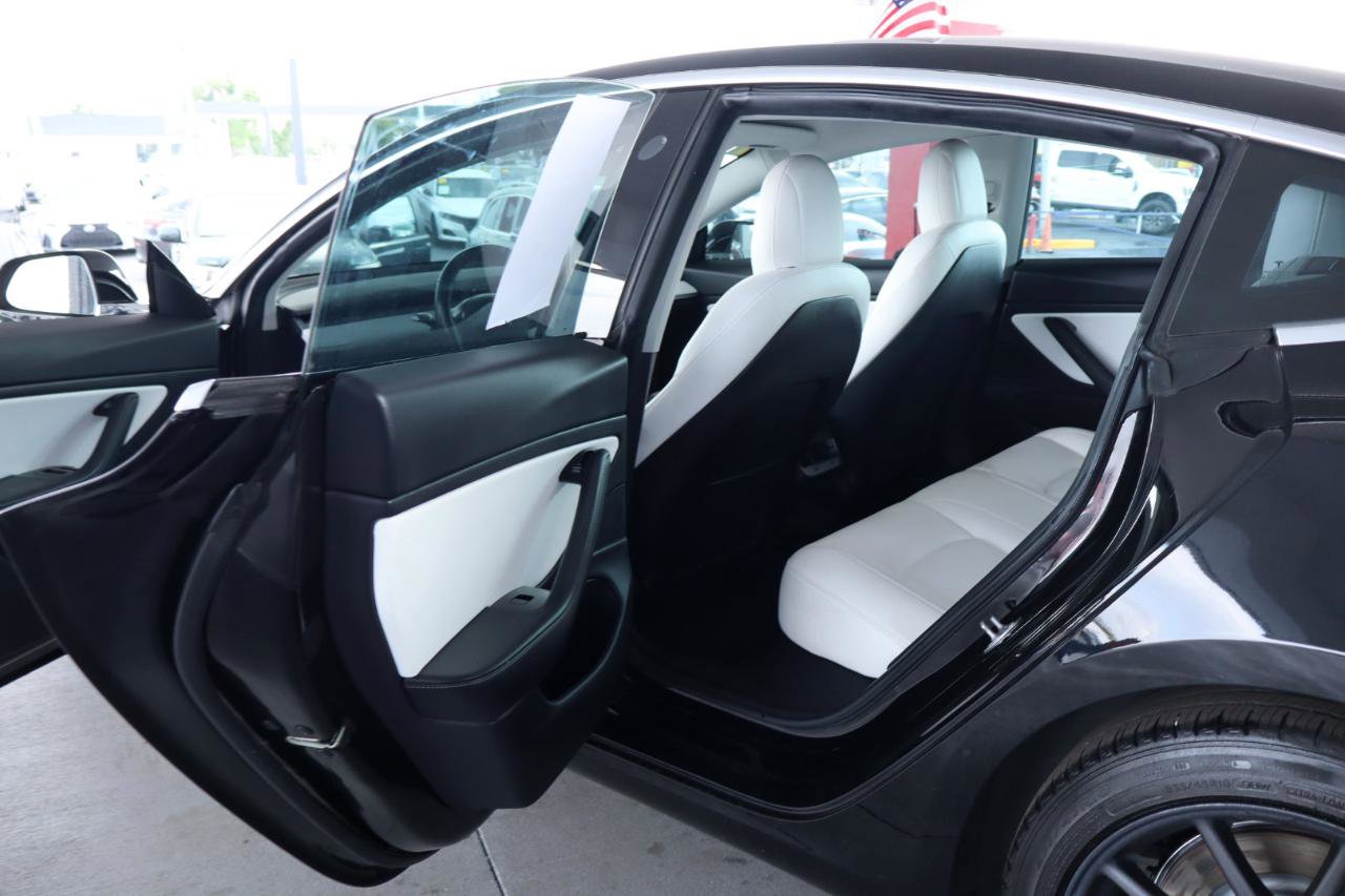 Used 2019 Tesla Model 3 Long Range RWD image 29