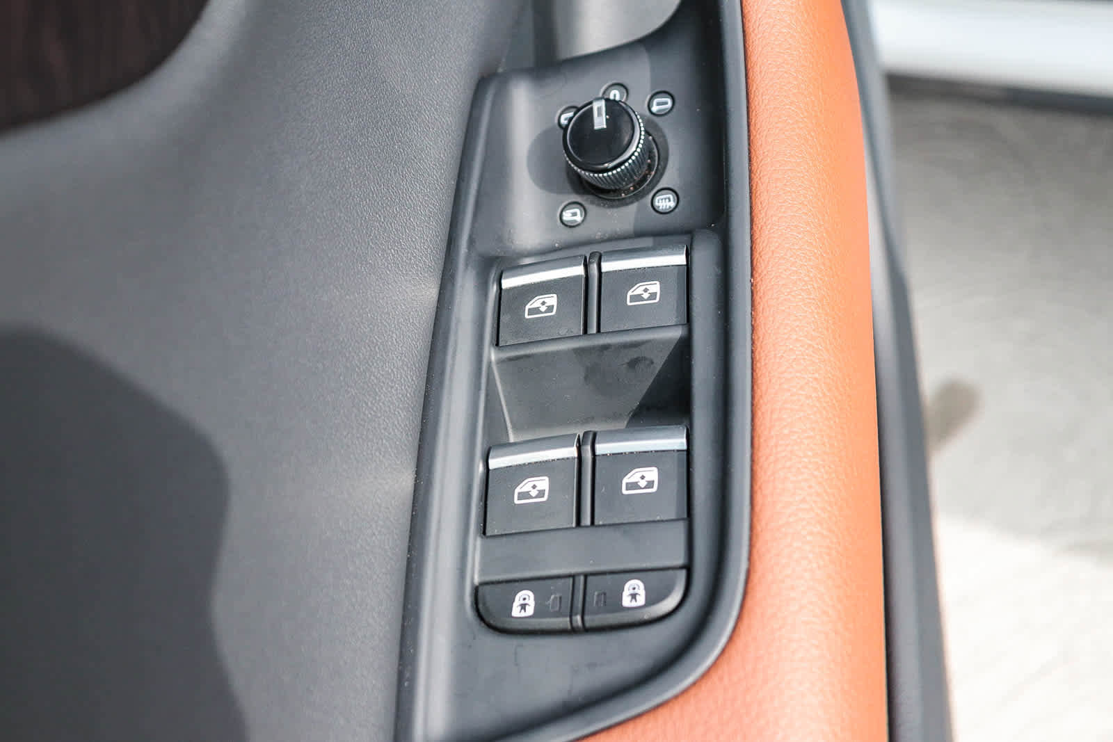 Used 2023 Audi Q8 Premium w/ Convenience Package image 51