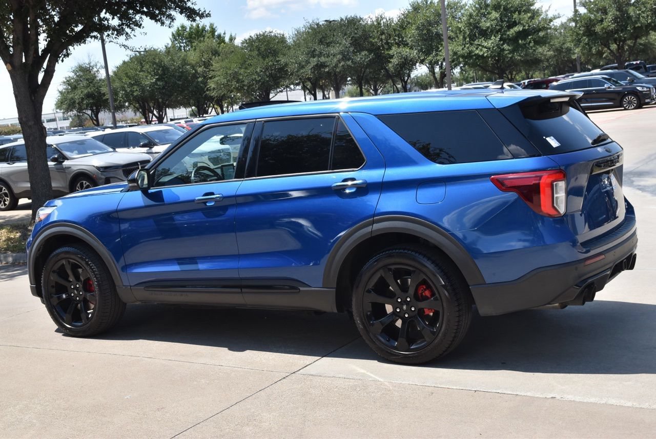 Certified 2022 Ford Explorer ST w/ Equipment Group 401A AWD/4WD image 11