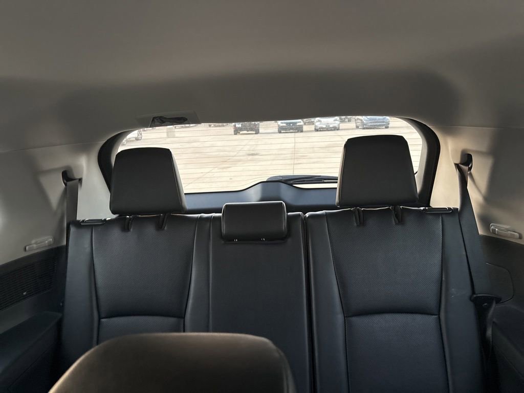 Used 2025 Toyota Grand Highlander AWD image 26