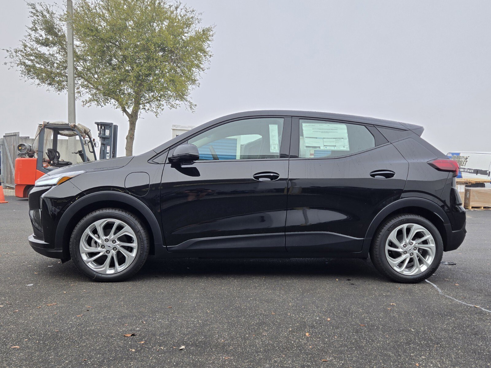 New 2027 Chevrolet Bolt LT w/ Comfort Package image 3