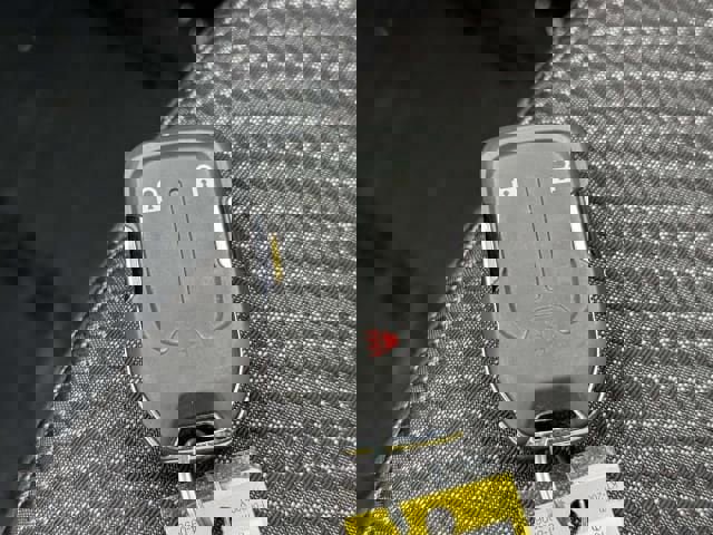 Used 2024 GMC Terrain SLE image 30