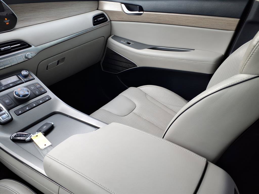 Used 2021 Hyundai Palisade Limited image 19